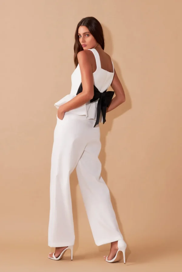 ENDLESS ROSE Tops*- Back Bow Contrast Top IVORY/BLACK