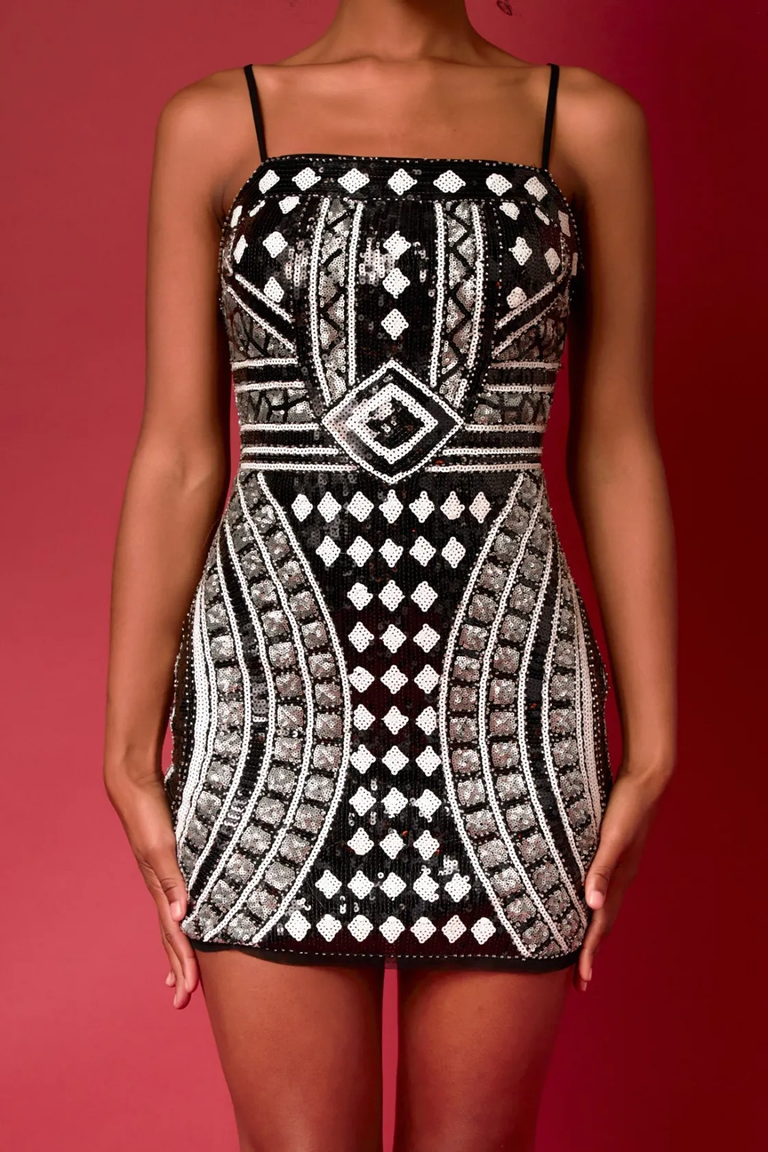 endless_rose__beading_seq_0.webp ENDLESS ROSE Tops*- Beading Sequins Mini Dress BLACK