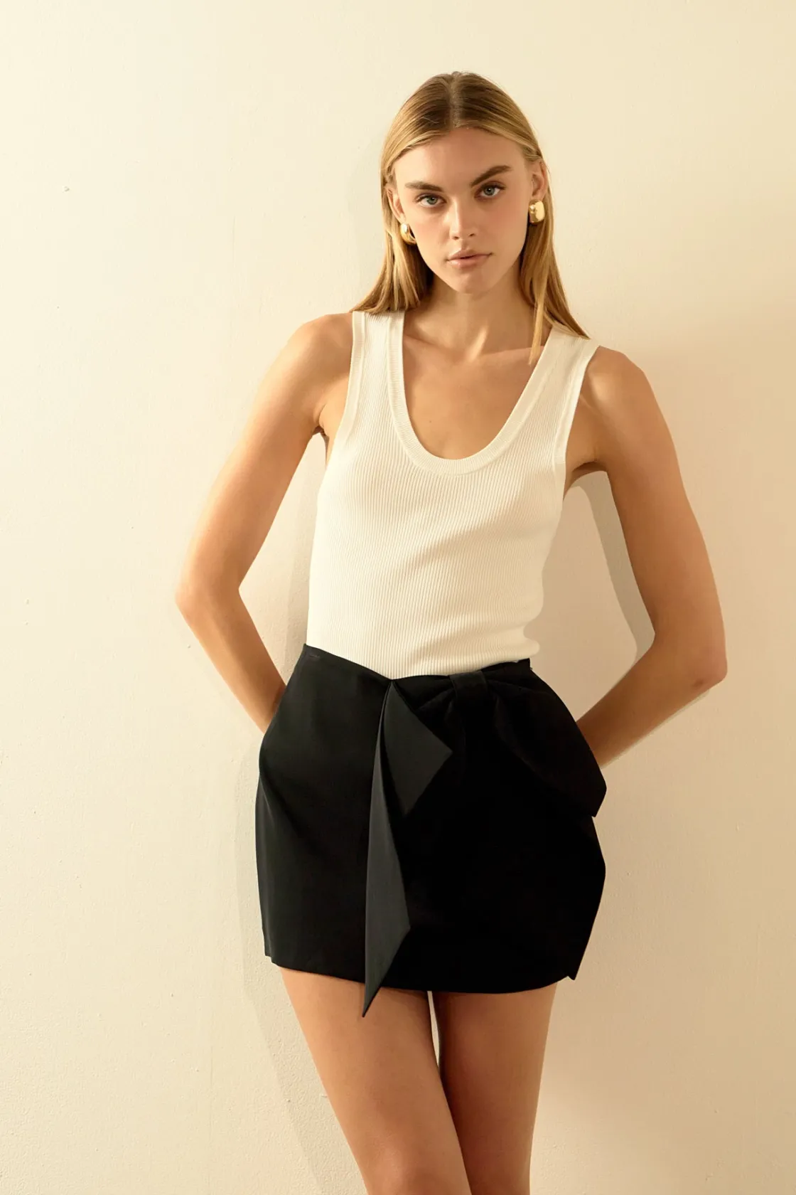 endless_rose__bow_mini_sk_13.webp ENDLESS ROSE Tops*- Bow Mini Skort