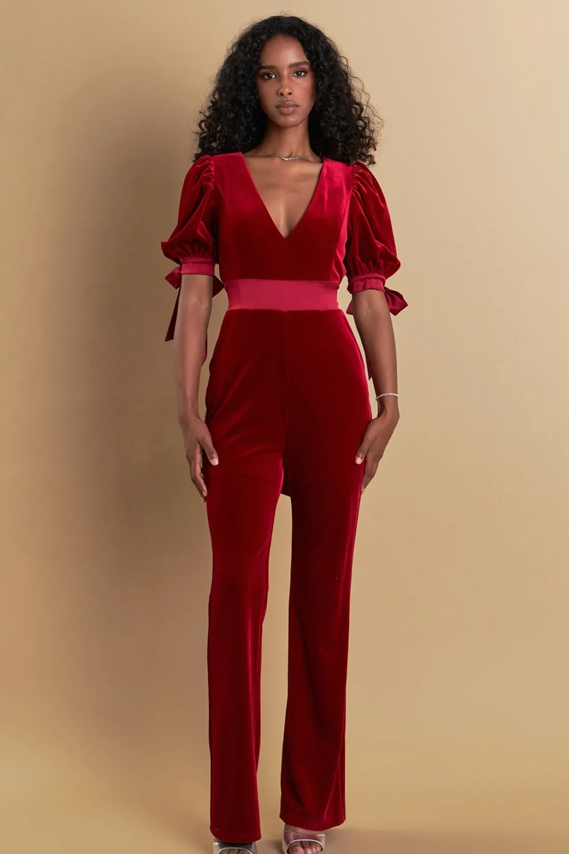 endless_rose__bow_tie_sle_1.webp ENDLESS ROSE Tops | One Pieces*- Bow Tie Sleeve Velvet Jumpsuit ROUGE