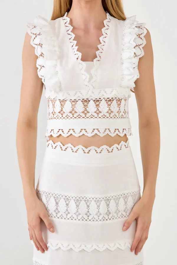 ENDLESS ROSE Tops*- Crochet Lace Crop Top