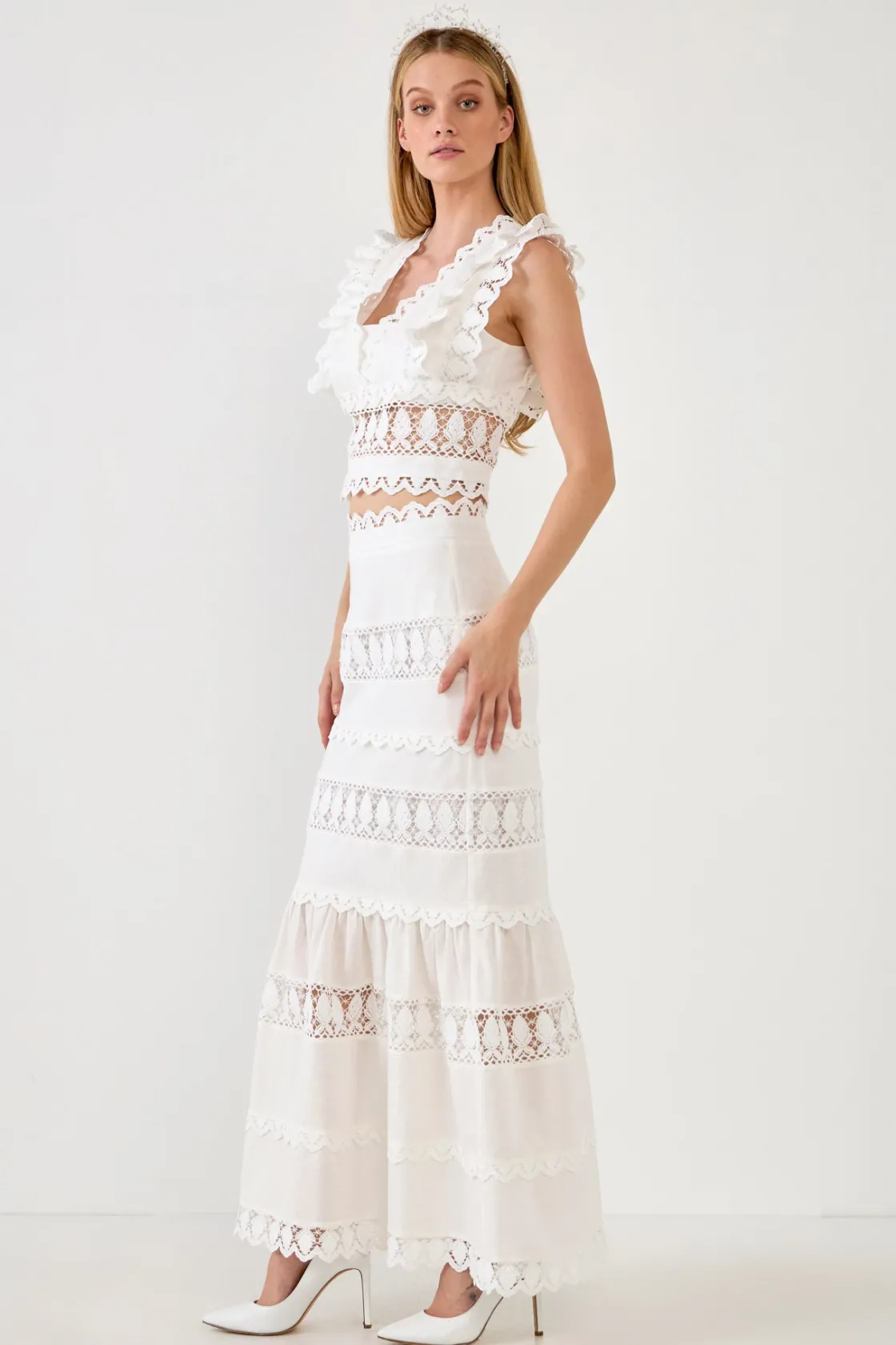 endless_rose__crochet_lac_1.webp ENDLESS ROSE Tops*- Crochet Lace Crop Top