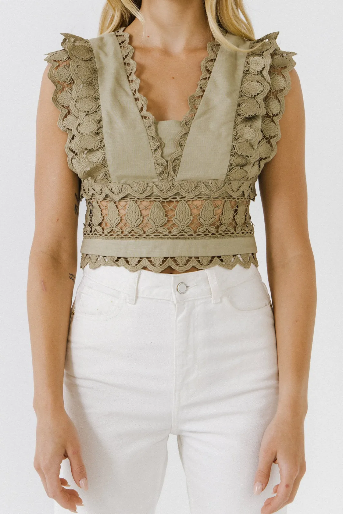 endless_rose__crochet_lac_11.webp ENDLESS ROSE Tops*- Crochet Lace Crop Top
