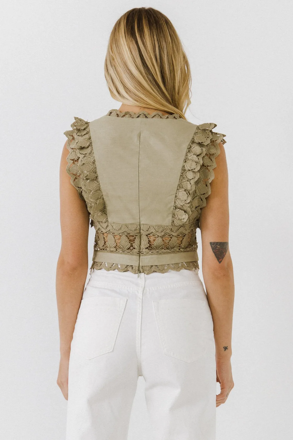 endless_rose__crochet_lac_13.webp ENDLESS ROSE Tops*- Crochet Lace Crop Top