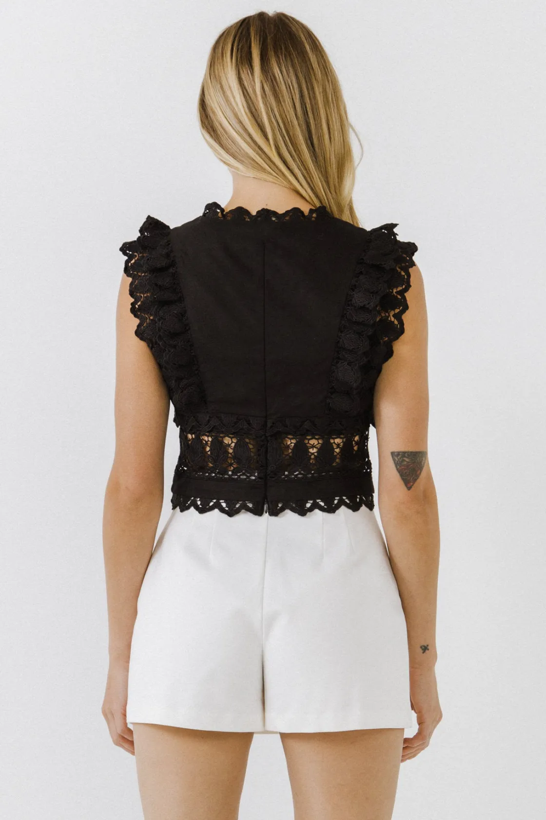 endless_rose__crochet_lac_8.webp ENDLESS ROSE Tops*- Crochet Lace Crop Top