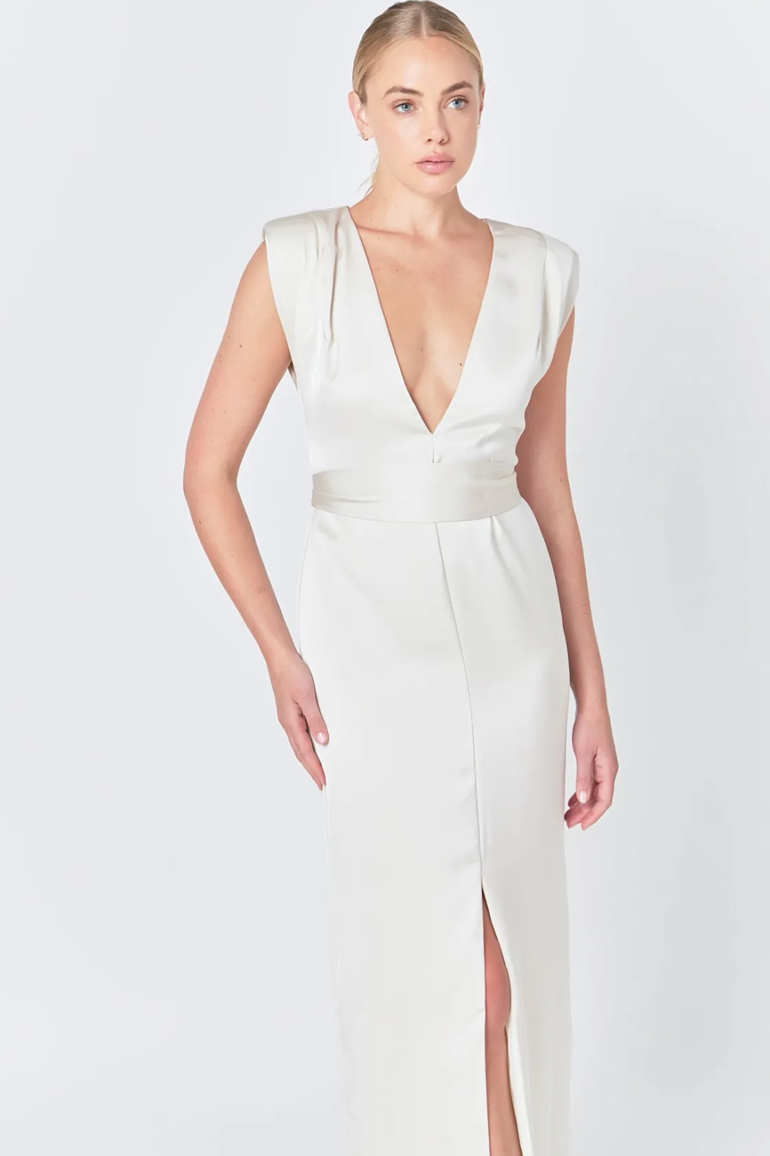 endless_rose__deep_v_maxi_3.webp ENDLESS ROSE Tops*- Deep V Maxi Dress CHAMPAGNE