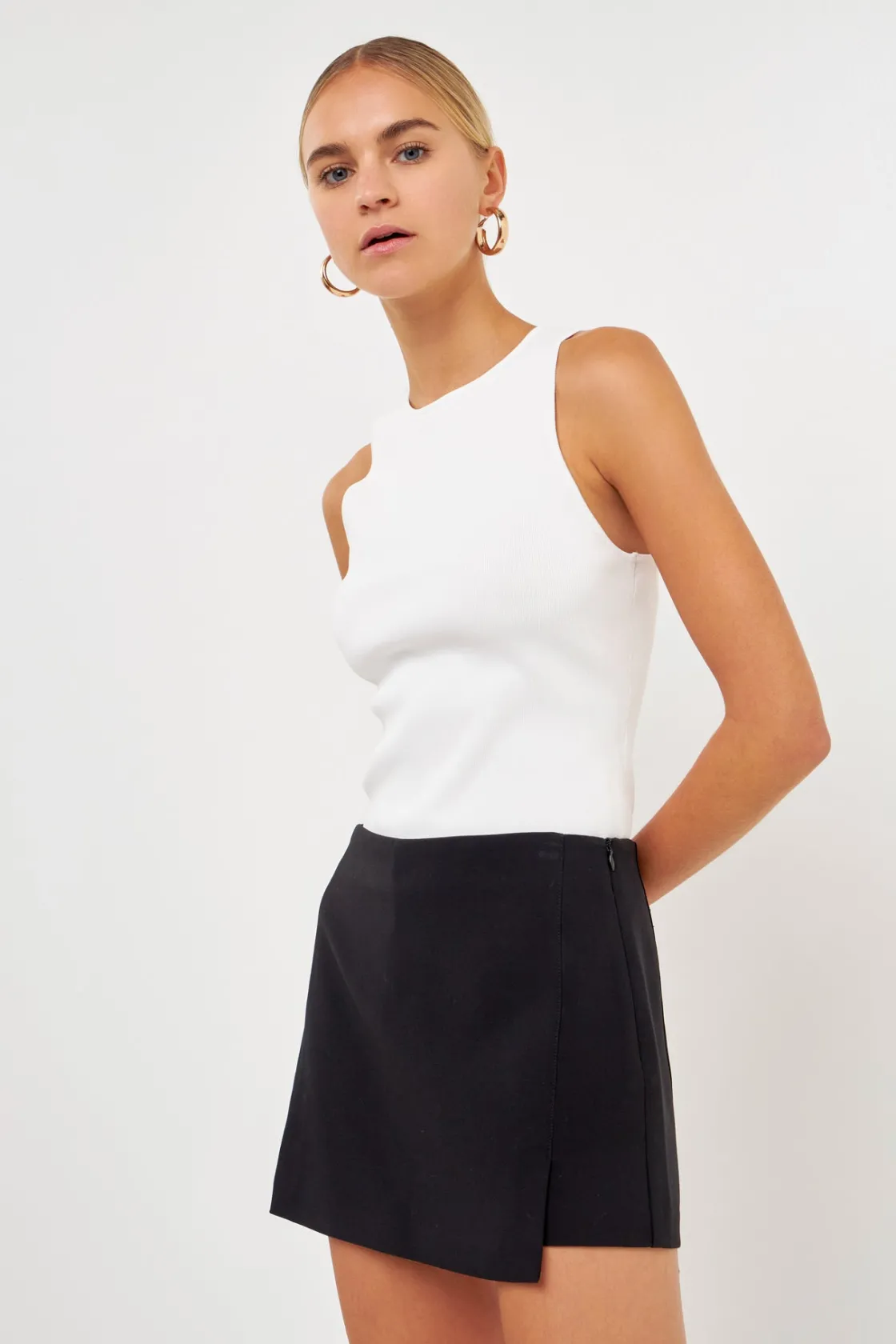 endless_rose__high_waiste_13-2.webp ENDLESS ROSE Tops*- High Waisted Slit Hem Mini Skort
