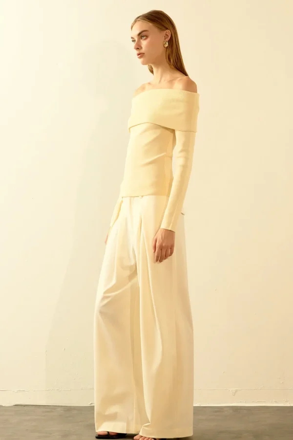 ENDLESS ROSE Tops*- Off Shoulder Long Sleeve Knit Top BEIGE