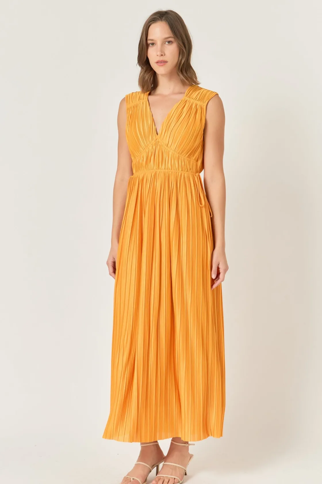 endless_rose__pleated_str_11.webp ENDLESS ROSE Tops*- Pleated Straps Detail Midi Dress