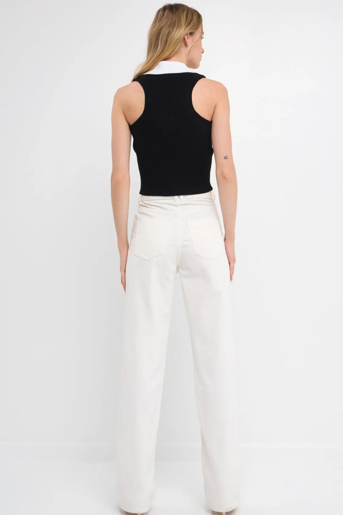 endless_rose__rib_knit_co_11.webp ENDLESS ROSE Tops*- Rib Knit Contrast Collar Sleeveless Top