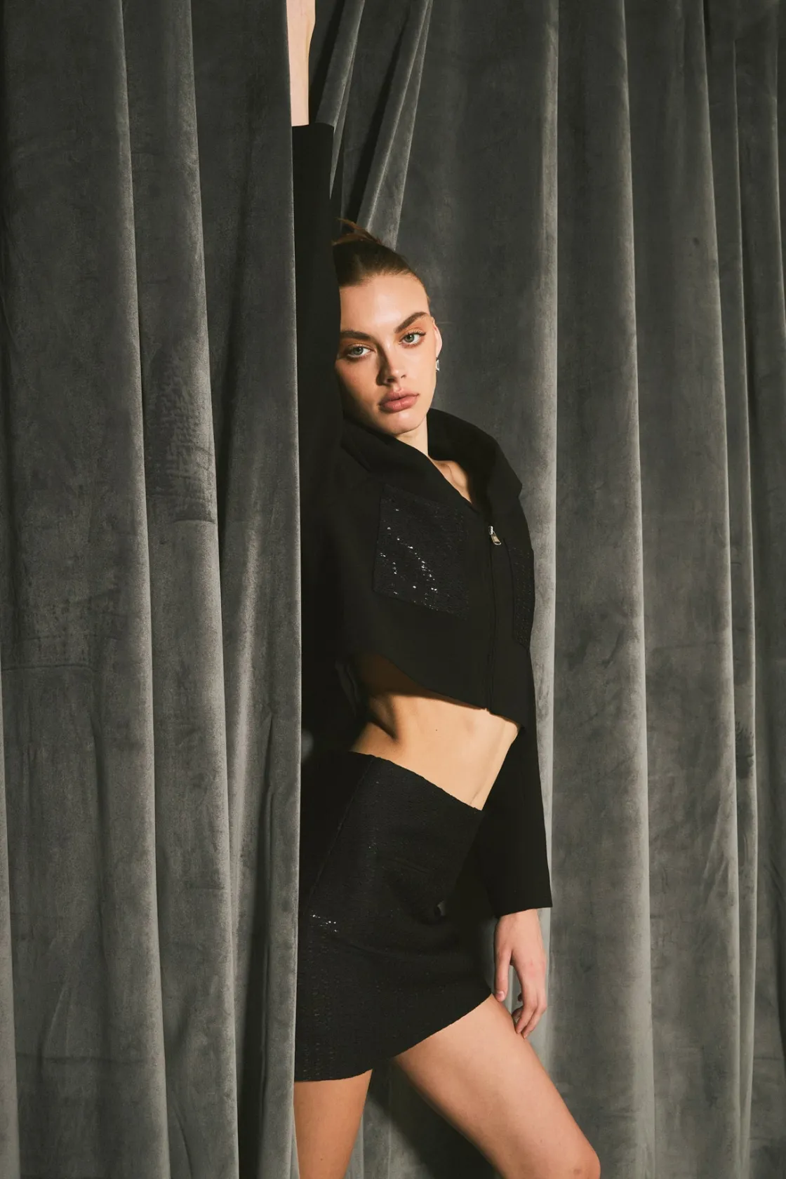 endless_rose__sequins_com_3.webp ENDLESS ROSE Tops*- Sequins Combo Mini Skort BLACK