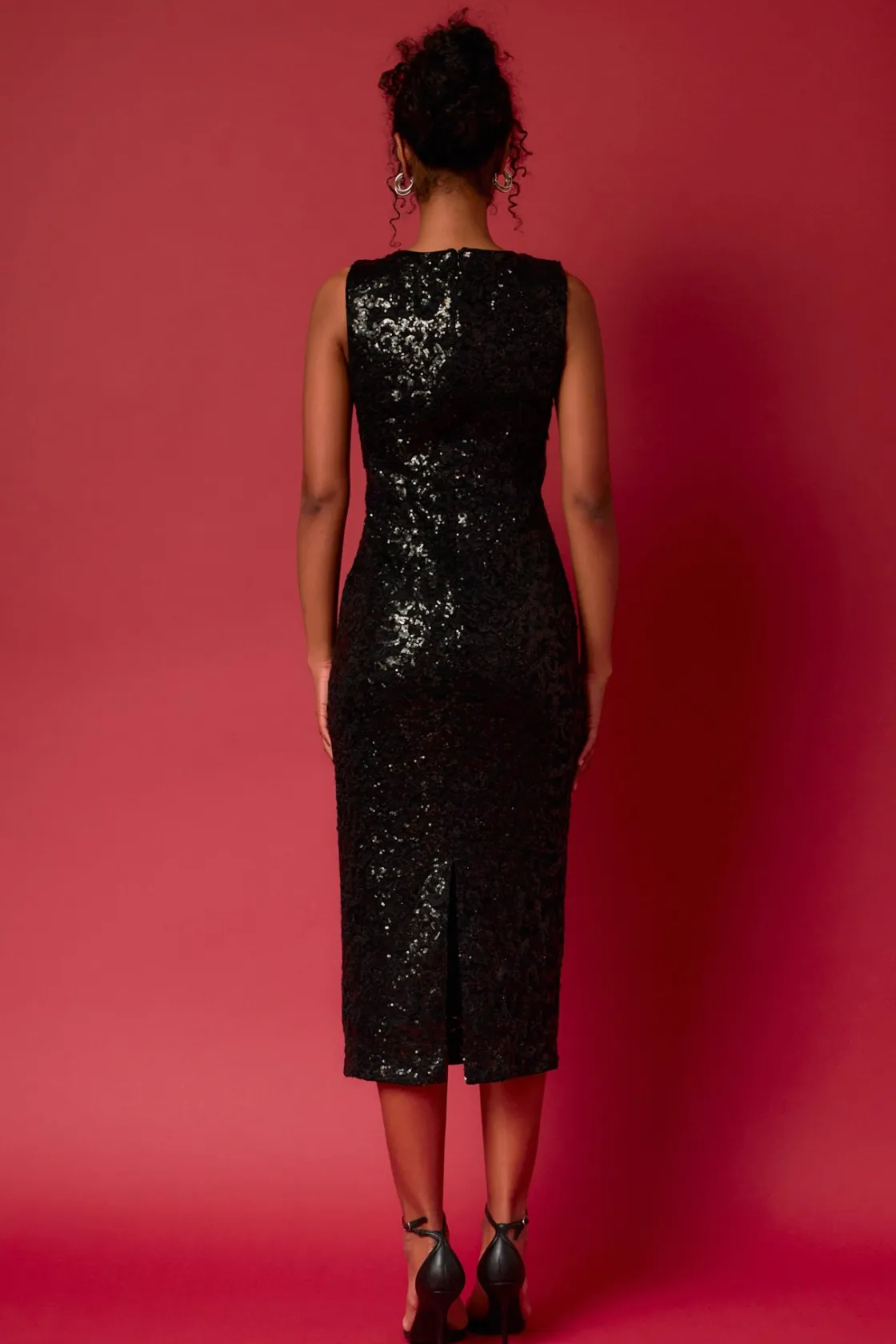 endless_rose__sequins_cro_3.webp ENDLESS ROSE Tops*- Sequins Crochet Slip Dress BLACK