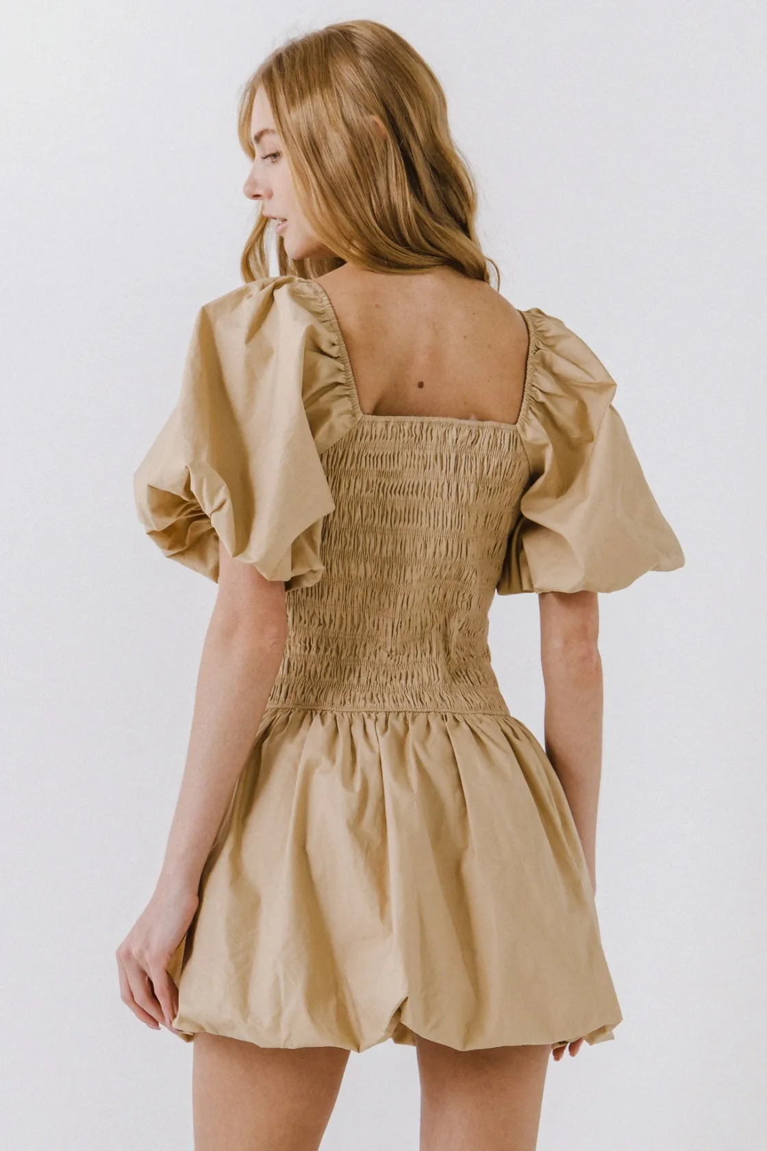 endless_rose__smocked_puf_2-2.webp ENDLESS ROSE Tops*- Smocked Puff Mini Dress BEIGE