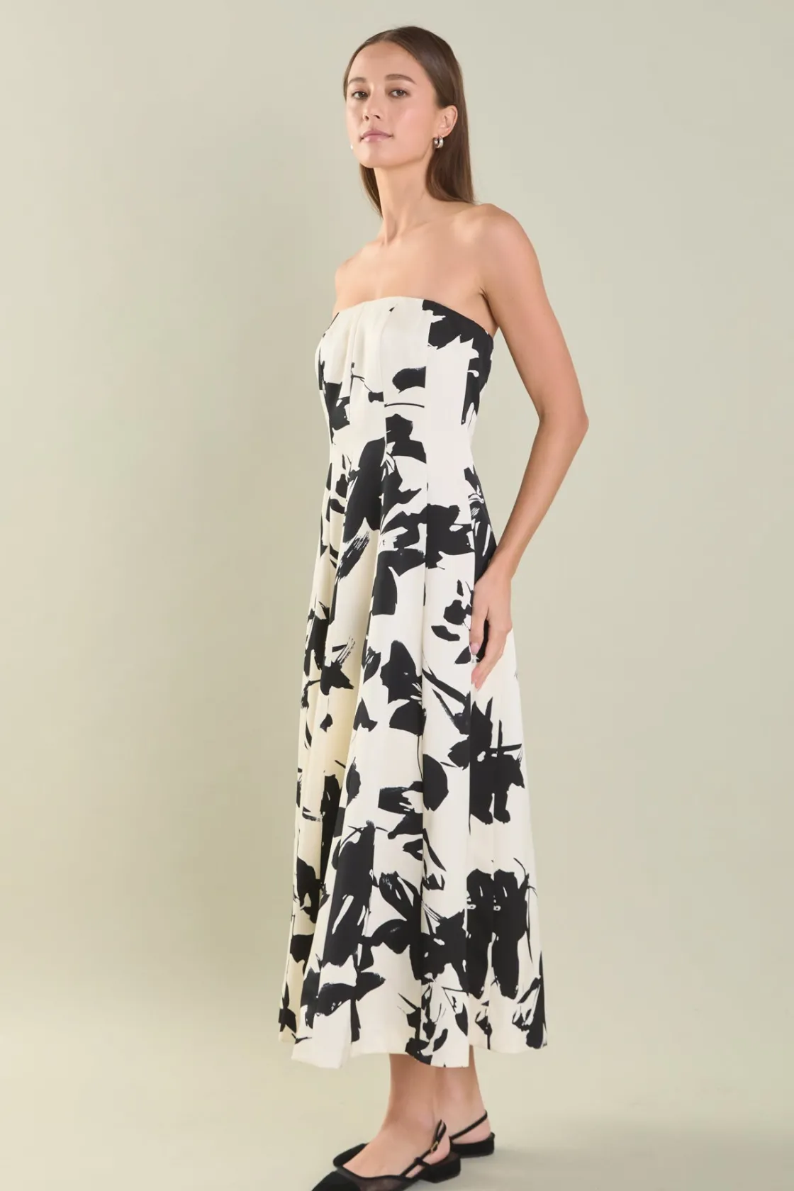 endless_rose__strapless_f_1.webp ENDLESS ROSE Tops*- Strapless Flounced Midi Dress IVORY/BLACK