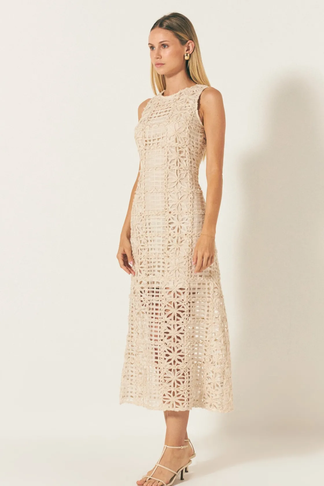 endless_rose__textured_sl_11.webp ENDLESS ROSE Tops*- Textured Sleeveless Maxi Dress