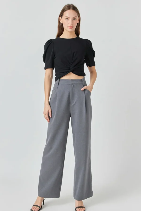 ENDLESS ROSE Tops*- Twist Detail Cropped Knit Top