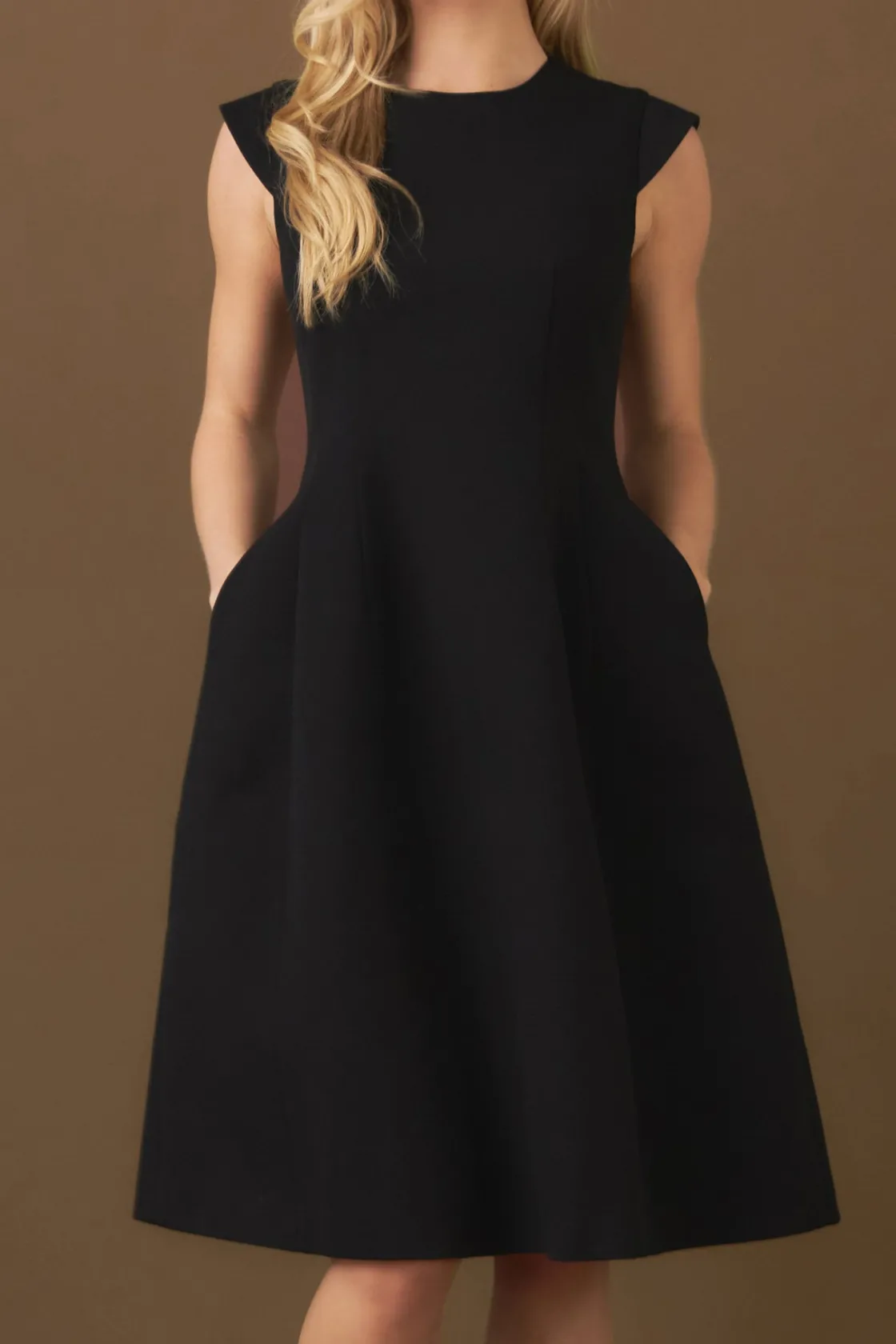 endless_rose__voluminous__0.webp ENDLESS ROSE Tops*- Voluminous Cap Sleeve Midi Dress BLACK