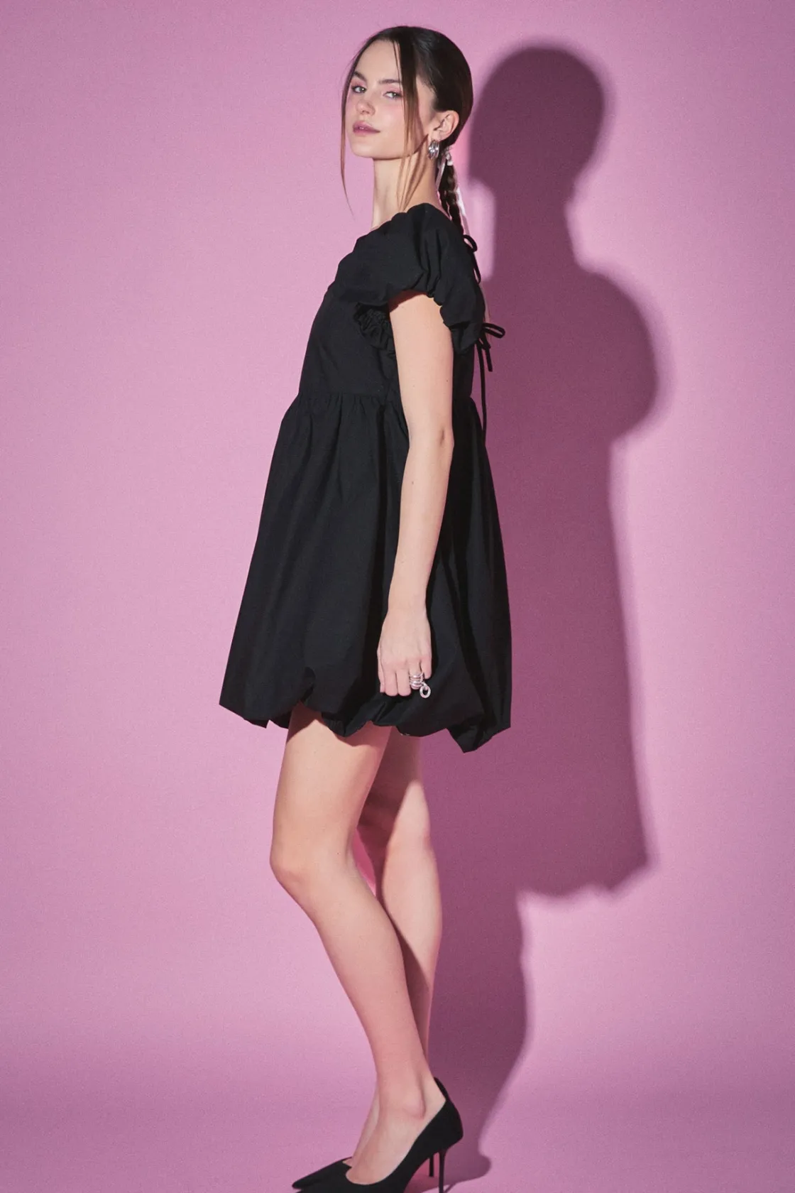english_factory__bubble_s_1.webp ENGLISH FACTORY Tops*- Bubble Scoop Neck Dress BLACK