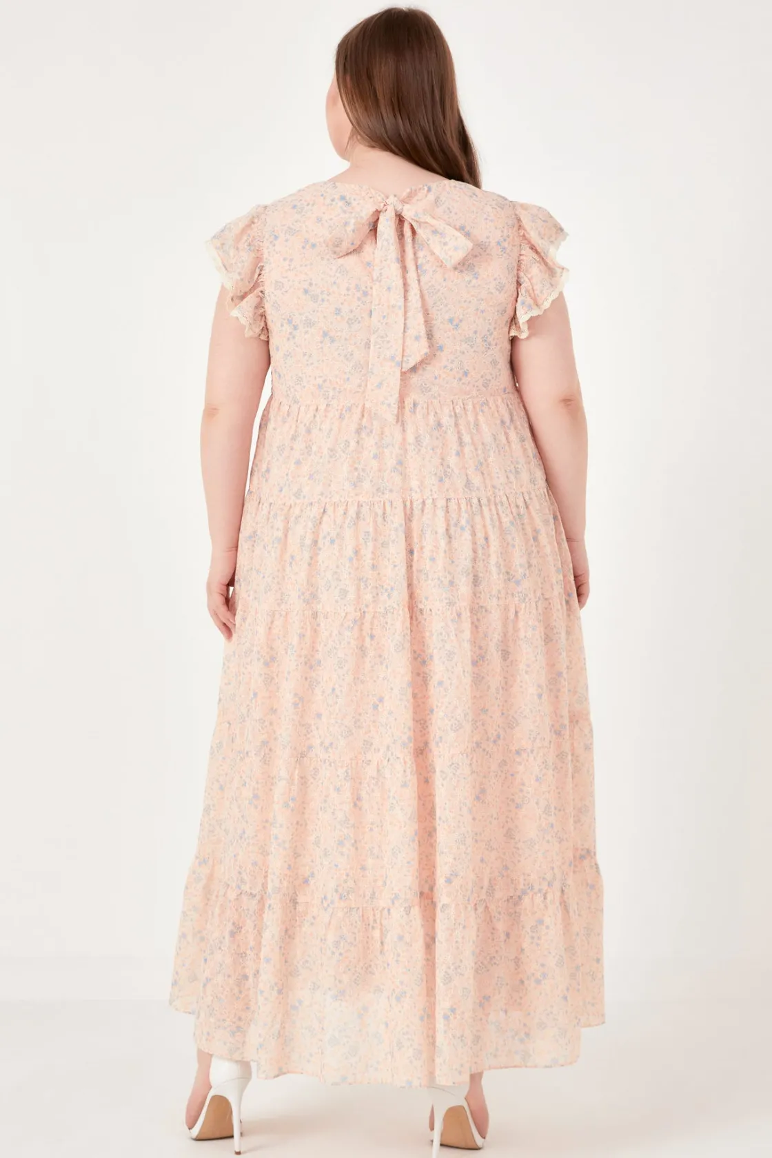 english_factory__eyelet_f_2.webp ENGLISH FACTORY Tops*- Eyelet Floral Tiered Maxi Dress CORALMULTI