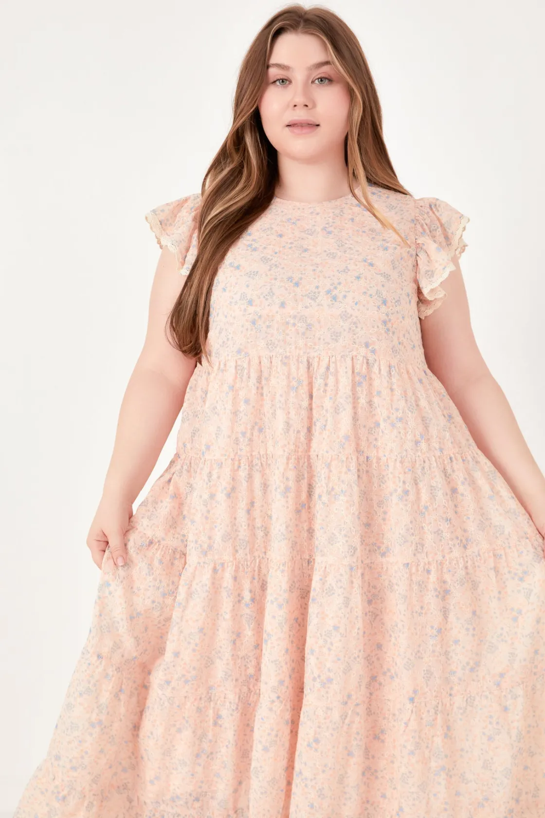 english_factory__eyelet_f_3.webp ENGLISH FACTORY Tops*- Eyelet Floral Tiered Maxi Dress CORALMULTI
