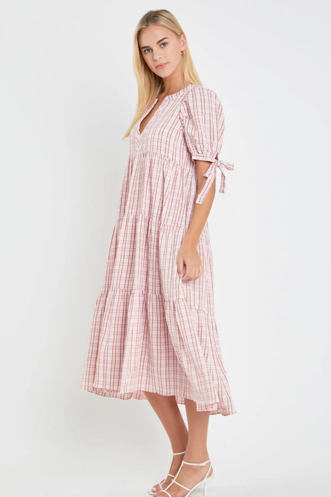 english_factory__gingham__16-1.webp ENGLISH FACTORY Tops*- Gingham Tiered Dress with Bow-Tie Sleeves