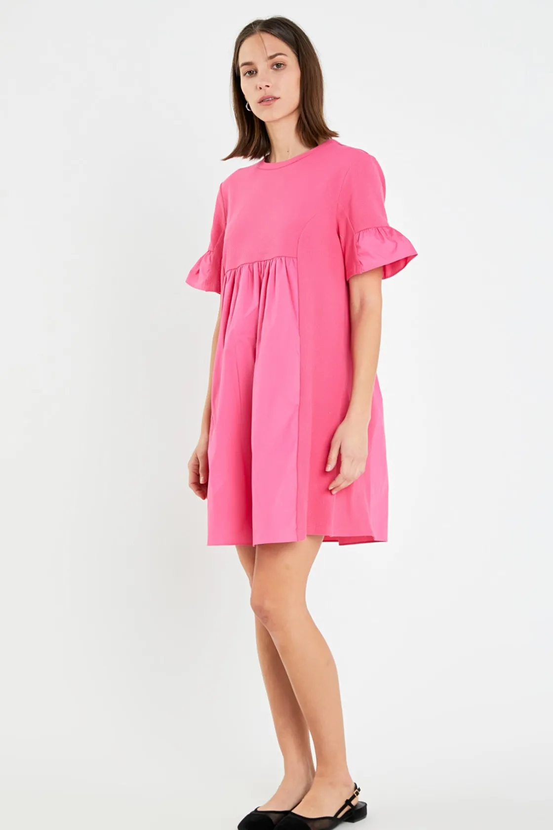 english_factory__mixed_me_31.webp ENGLISH FACTORY Tops*- Mixed Media Ruffled Short-Sleeve Mini Dress