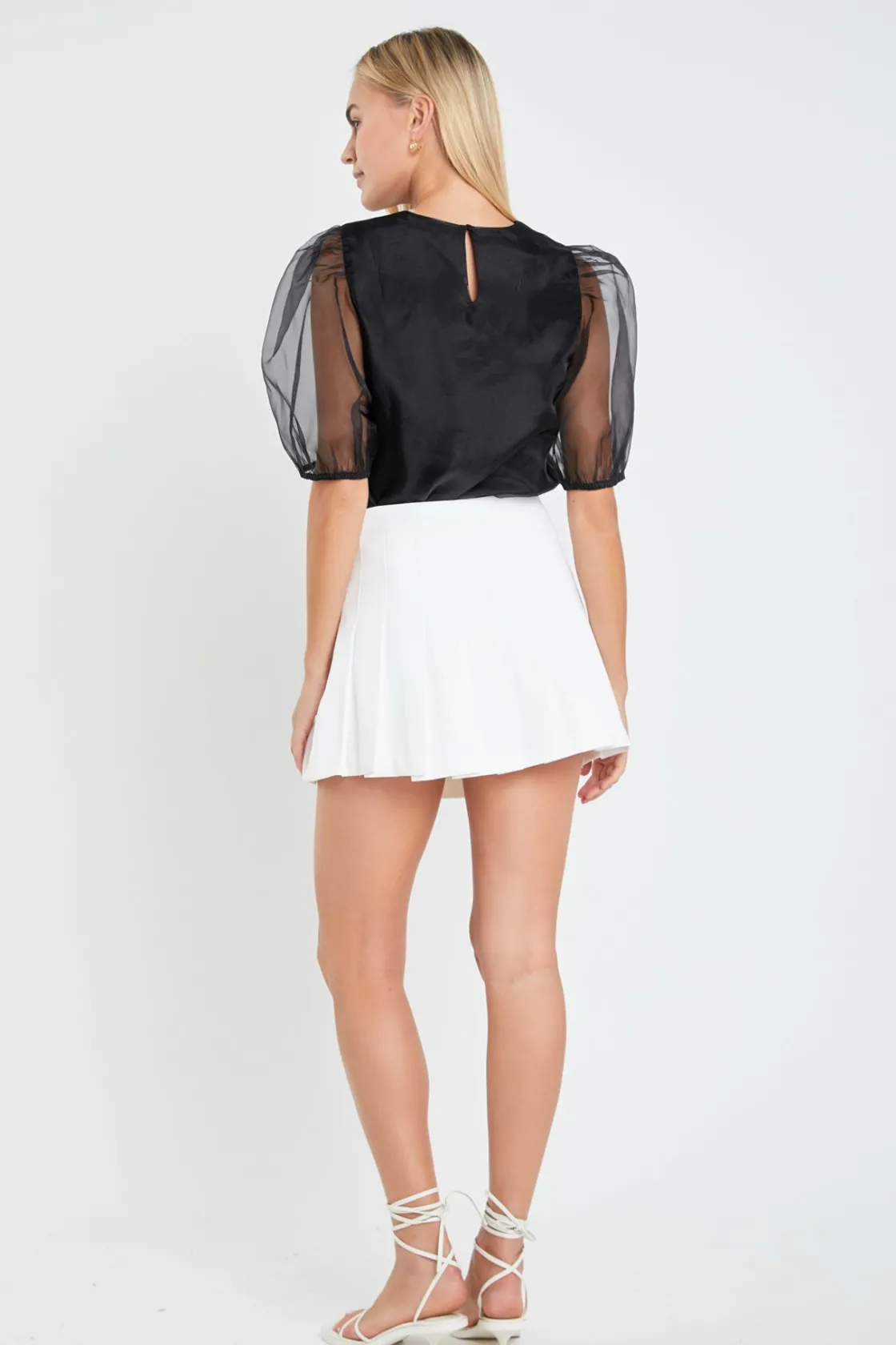 english_factory__organza__6.webp ENGLISH FACTORY Tops*- Organza Puff Sleeve Top