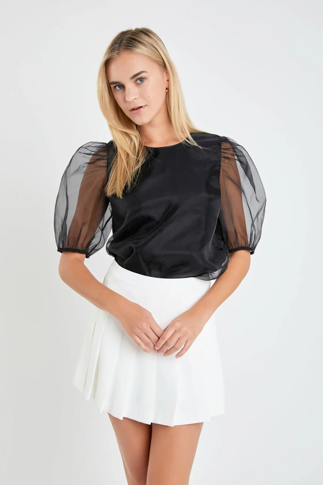 english_factory__organza__8.webp ENGLISH FACTORY Tops*- Organza Puff Sleeve Top
