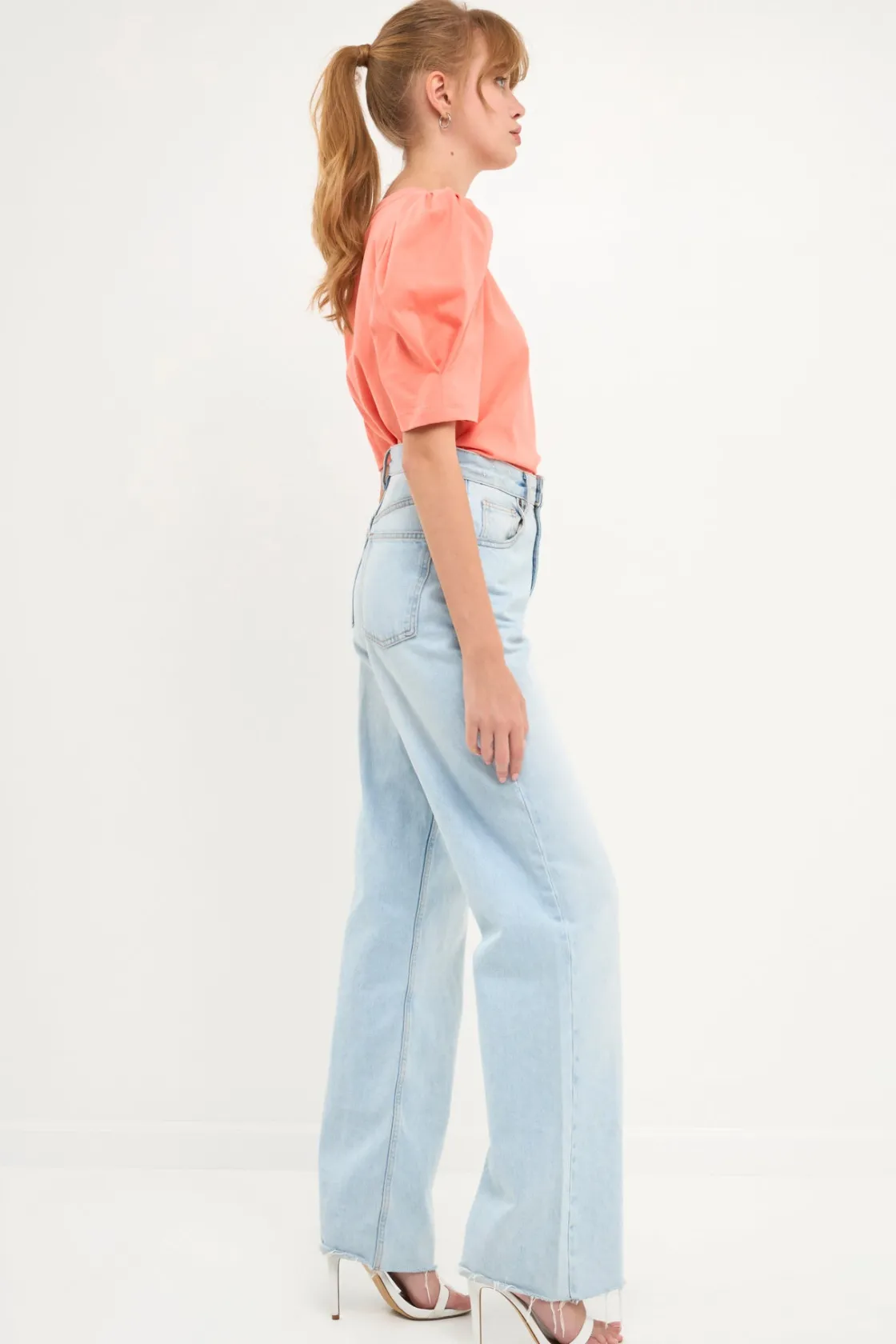 english_factory__pleated__17-1.webp ENGLISH FACTORY Tops*- Pleated Puff Sleeve T-Shirt