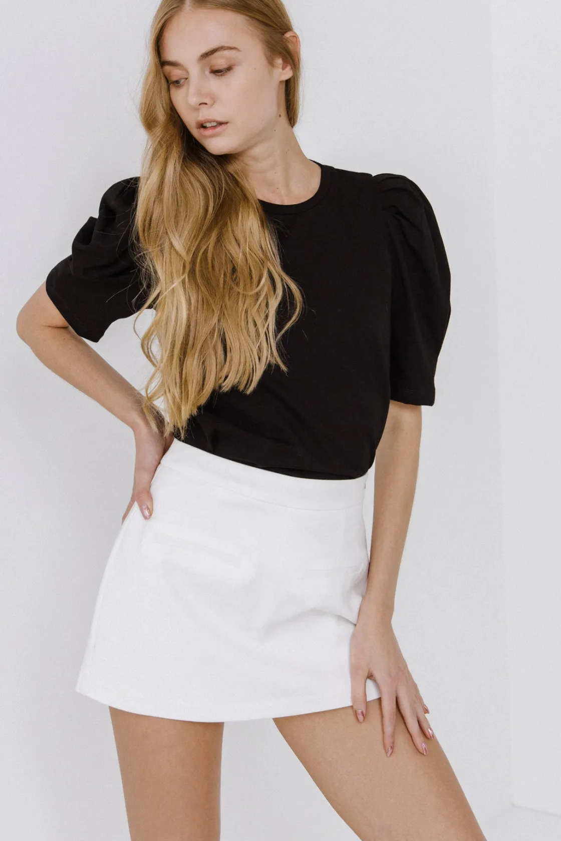 english_factory__pleated__24.webp ENGLISH FACTORY Tops*- Pleated Puff Sleeve T-Shirt