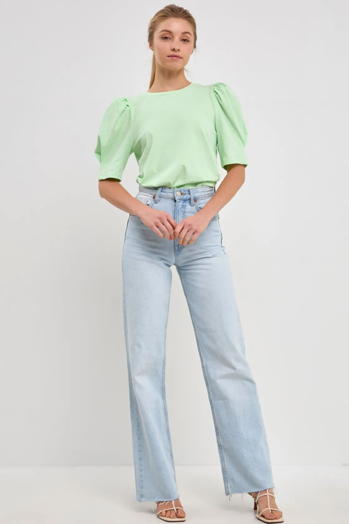 english_factory__pleated__25.webp ENGLISH FACTORY Tops*- Pleated Puff Sleeve T-Shirt