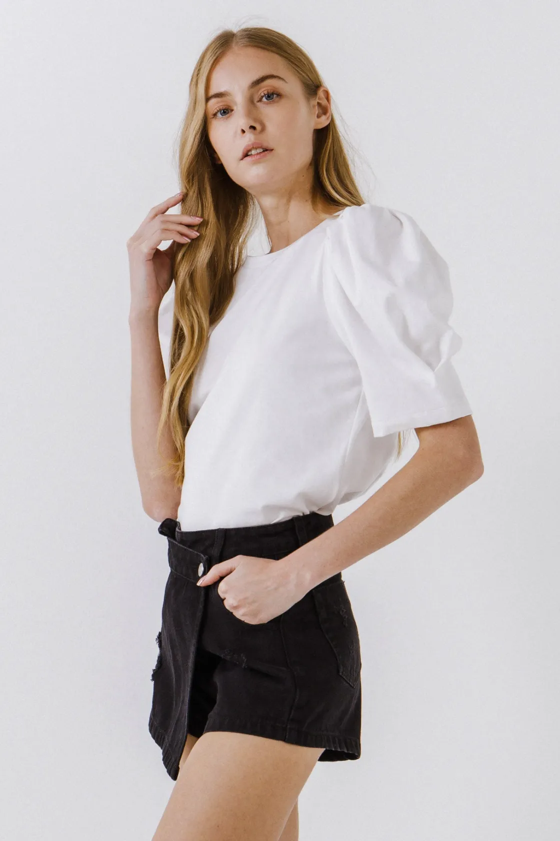 english_factory__pleated__5-2.webp ENGLISH FACTORY Tops*- Pleated Puff Sleeve T-Shirt