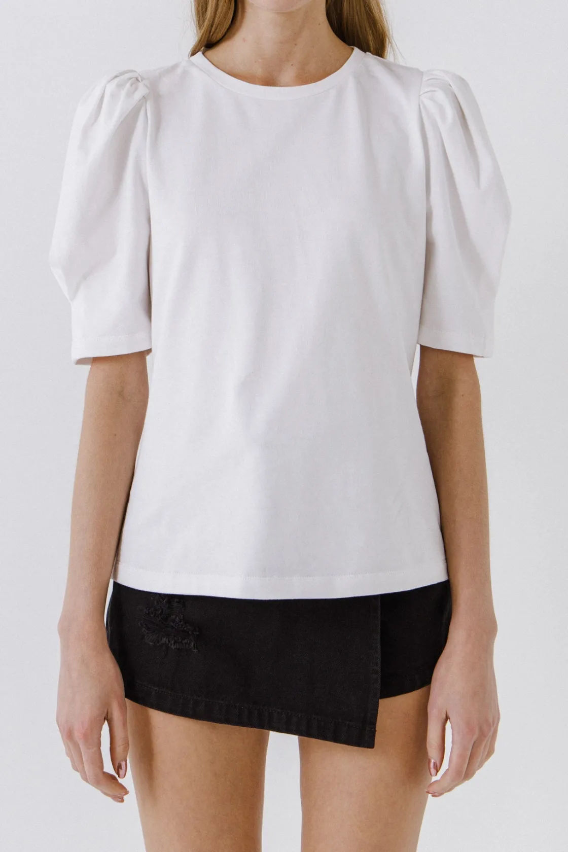 english_factory__pleated__6-2.webp ENGLISH FACTORY Tops*- Pleated Puff Sleeve T-Shirt