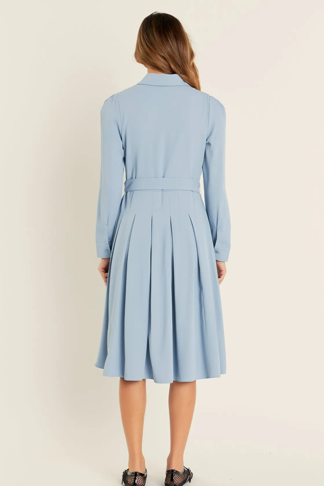 english_factory__pleated__7.webp ENGLISH FACTORY Tops*- Pleated Collared Long Sleeve Midi Dress