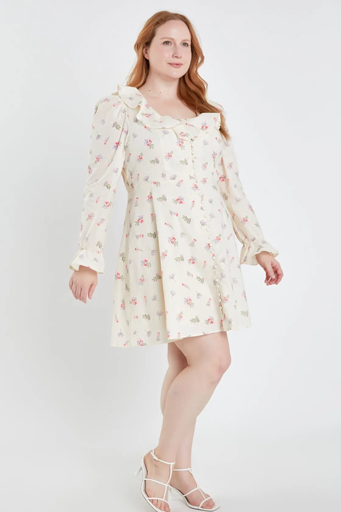 english_factory__plus_siz_1-4.webp ENGLISH FACTORY Tops*- Plus Size Floral Ruffled Neck Mini Dress IVORY