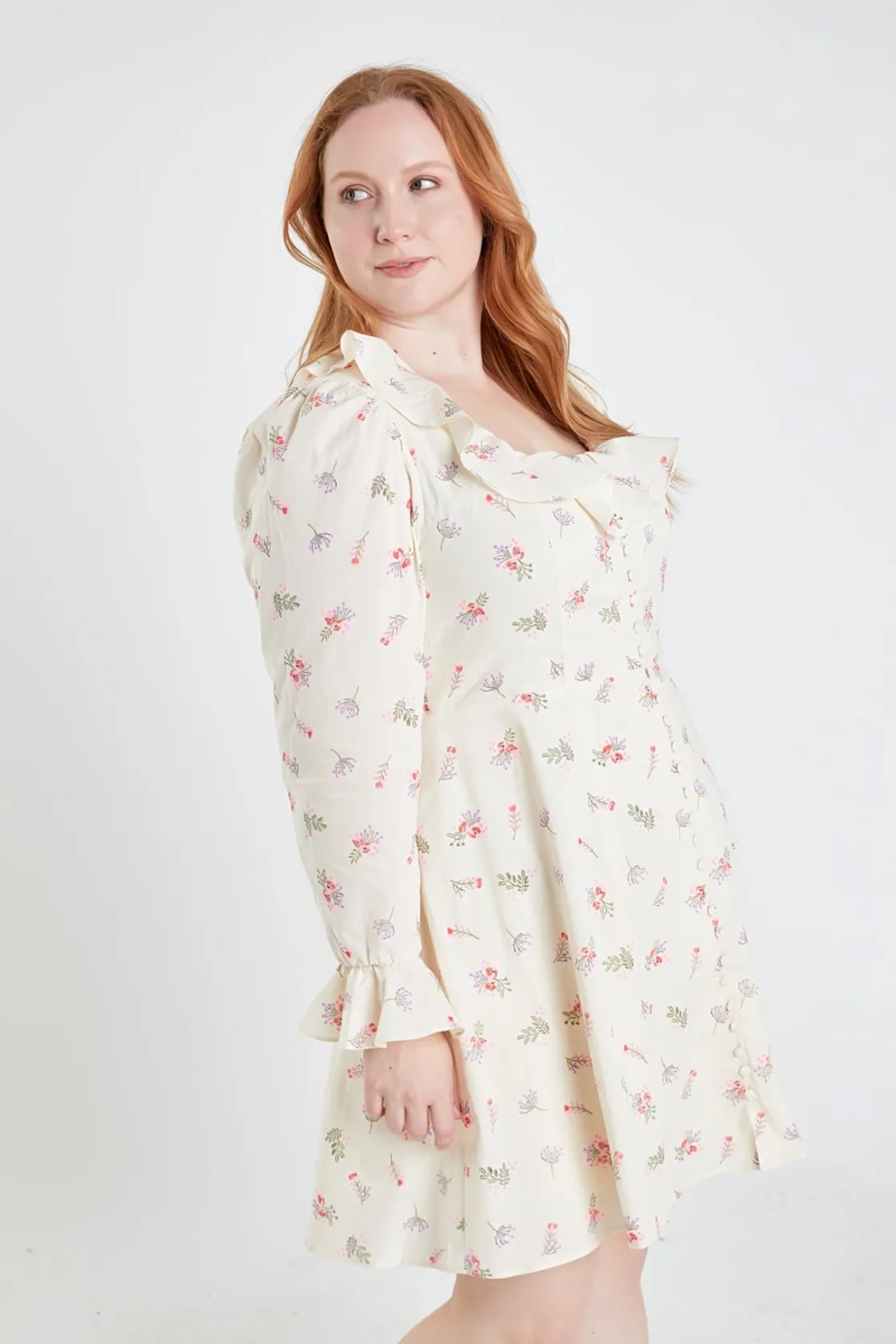 english_factory__plus_siz_3-4.webp ENGLISH FACTORY Tops*- Plus Size Floral Ruffled Neck Mini Dress IVORY