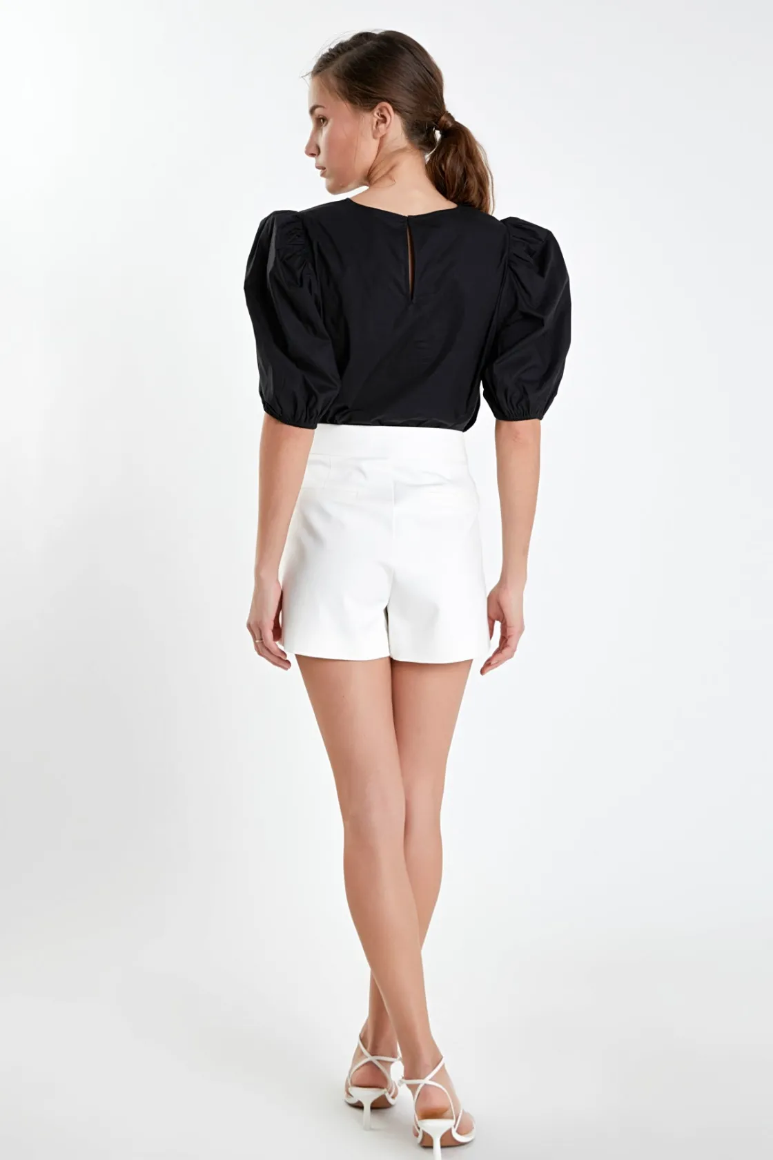 english_factory__poplin_p_7.webp ENGLISH FACTORY Tops*- Poplin Puff Sleeve Top