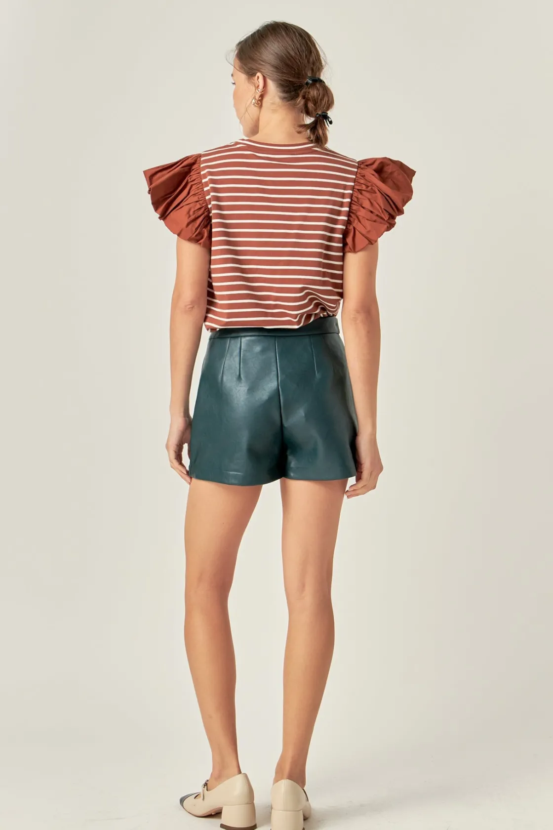 english_factory__pu_skort_12.webp ENGLISH FACTORY Tops*- Pu Skorts