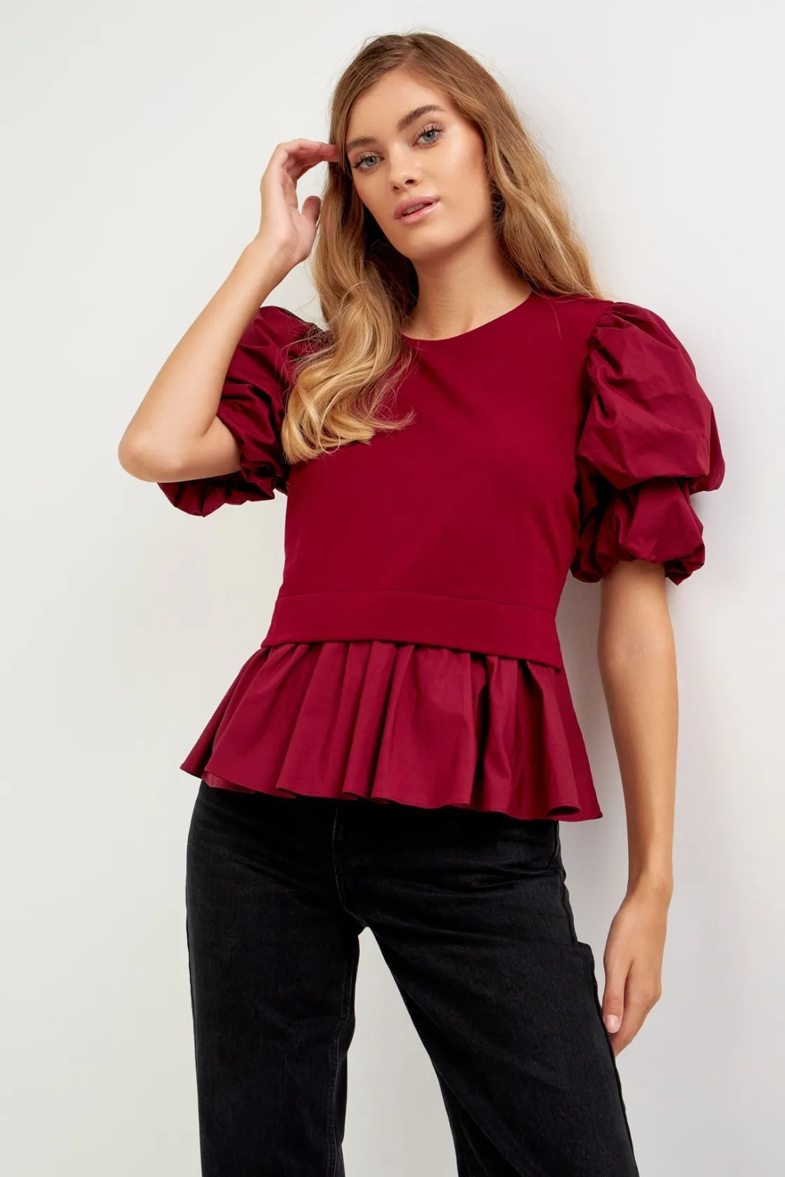 english_factory__puff_sho_3.webp ENGLISH FACTORY Tops*- Puff Short Sleeve Mixed Media Top BURGUNDY