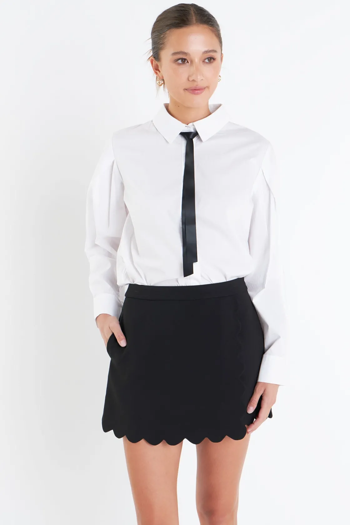 english_factory__scallop__3-6.webp ENGLISH FACTORY Tops*- Scallop Skort BLACK