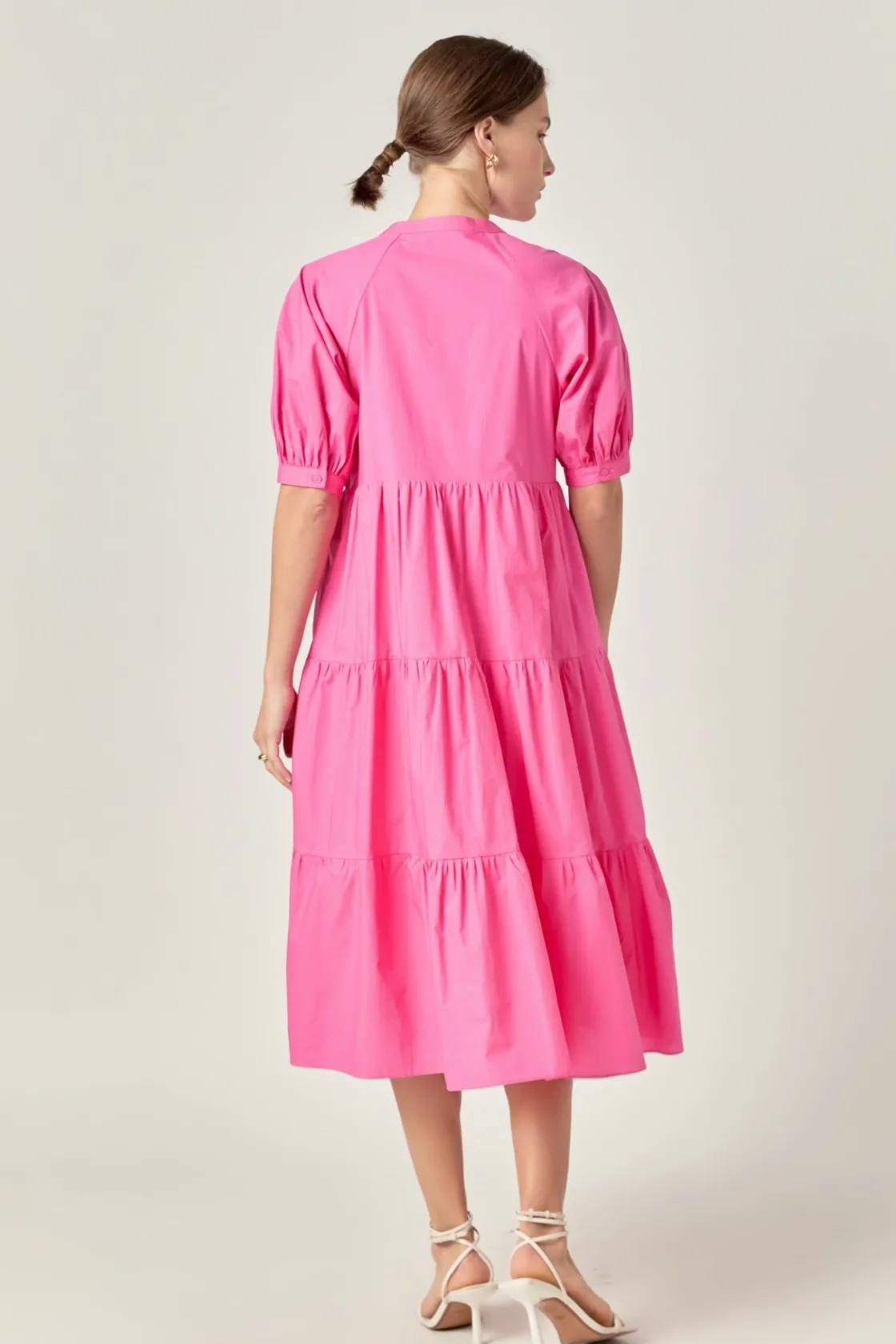 english_factory__short_pu_3-1.webp ENGLISH FACTORY Tops*- Short Puff Sleeve Midi Dress