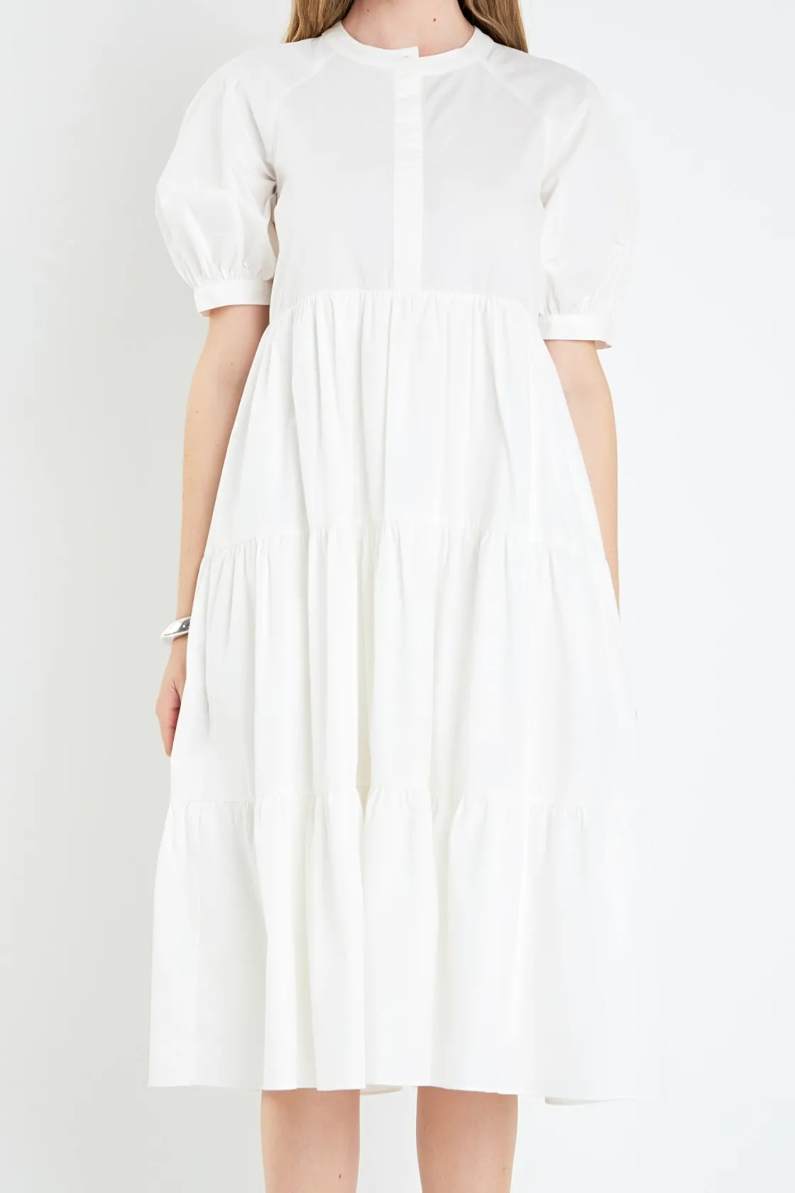 english_factory__short_pu_40.webp ENGLISH FACTORY Tops*- Short Puff Sleeve Midi Dress