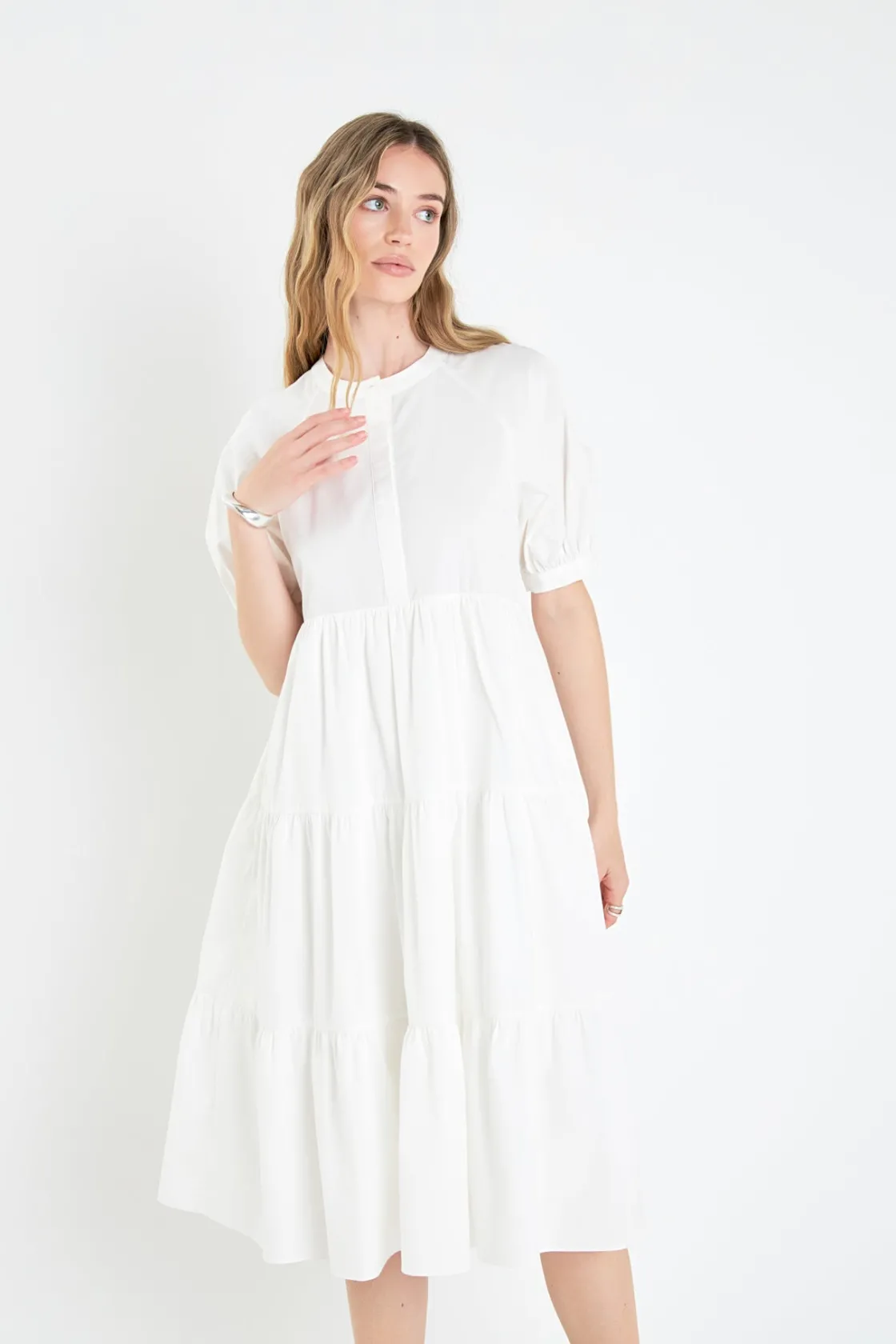 english_factory__short_pu_43.webp ENGLISH FACTORY Tops*- Short Puff Sleeve Midi Dress