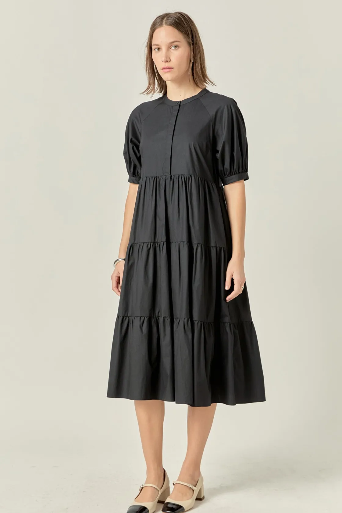 english_factory__short_pu_6-1.webp ENGLISH FACTORY Tops*- Short Puff Sleeve Midi Dress