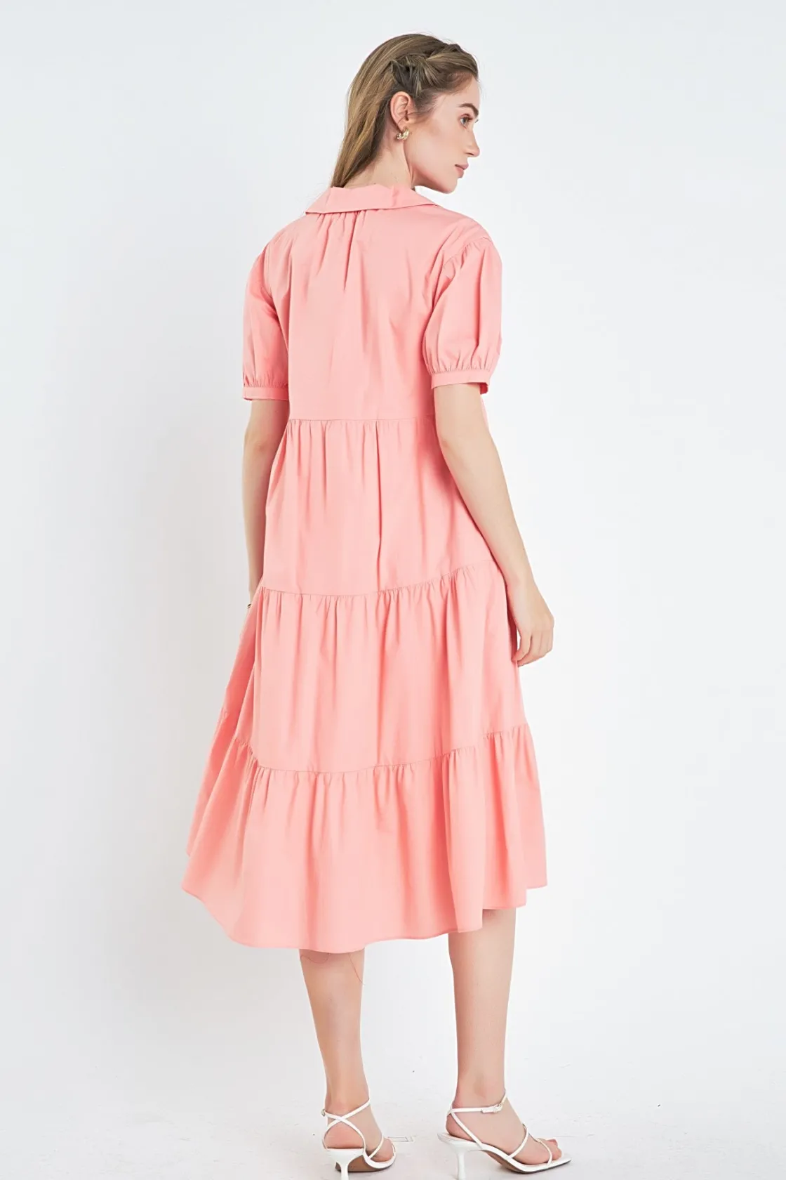 english_factory__short_pu_7.webp ENGLISH FACTORY Tops*- Short Puff Sleeve V-Neck Midi Dress
