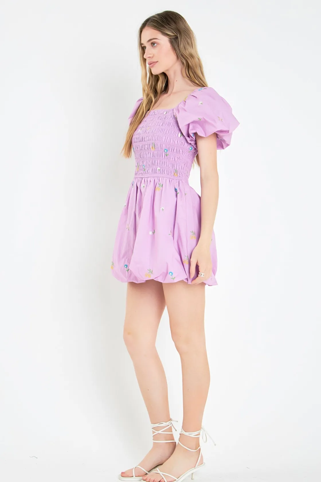 english_factory__smocked__1-1.webp ENGLISH FACTORY Tops*- Smocked Dress with Balloon Sleeves