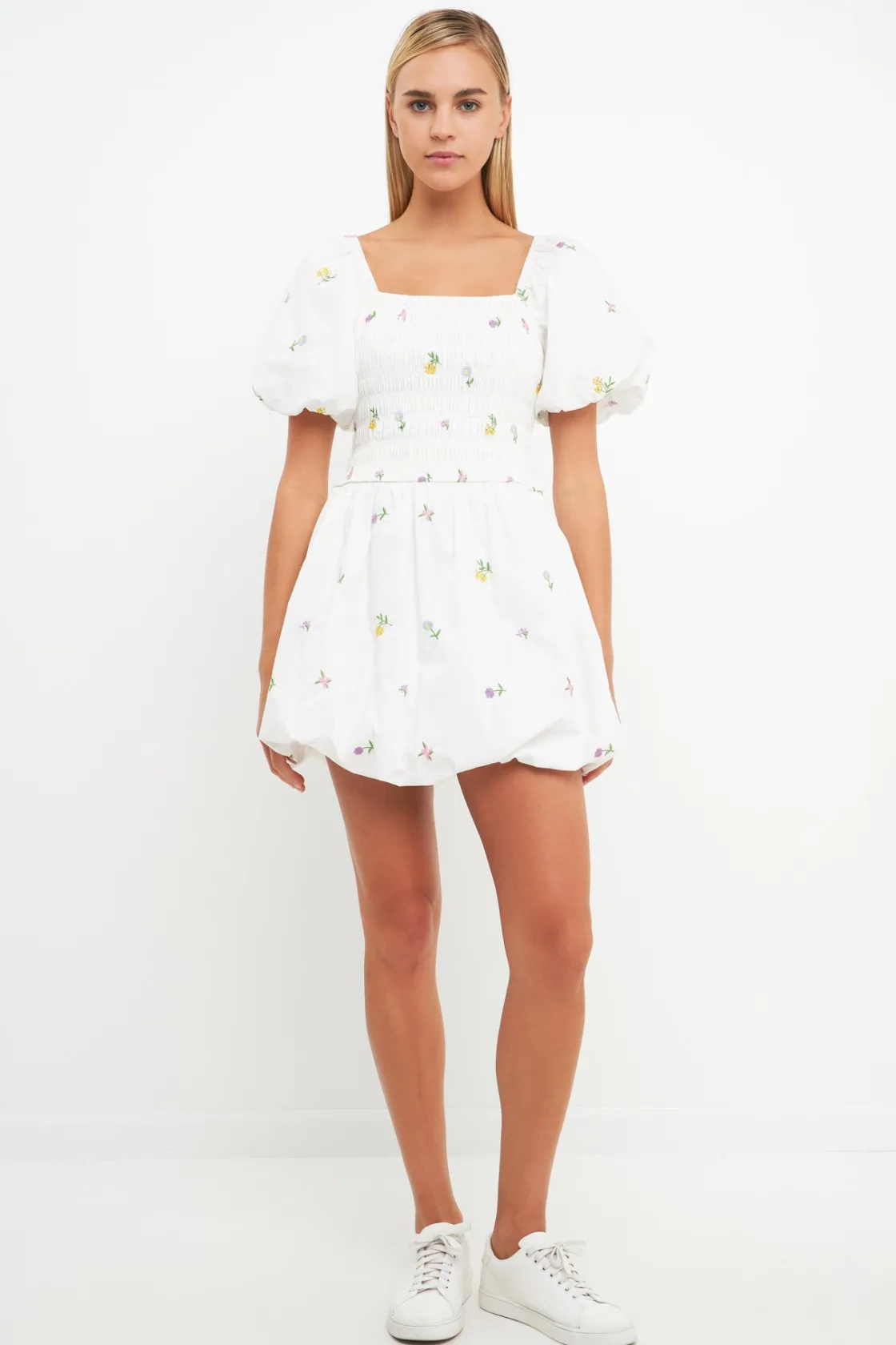 english_factory__smocked__14.webp ENGLISH FACTORY Tops*- Smocked Dress with Balloon Sleeves