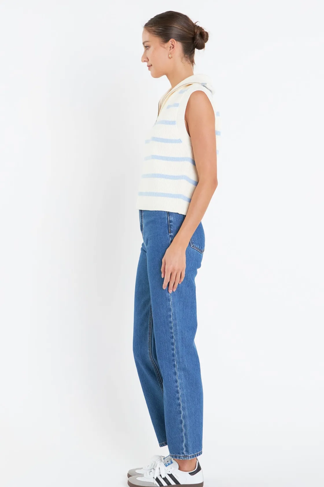 english_factory__striped__1-4.webp ENGLISH FACTORY Tops*- Striped Half-Zip Knit Vest