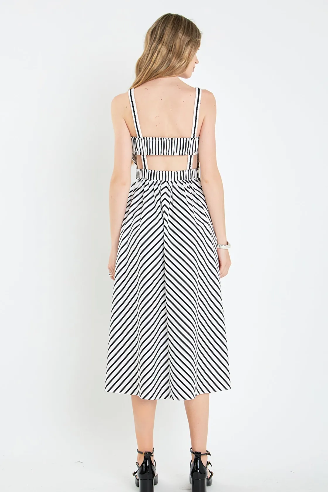 english_factory__striped__2-15.webp ENGLISH FACTORY Tops*- Striped Smocked Dress WHITE/BLACK