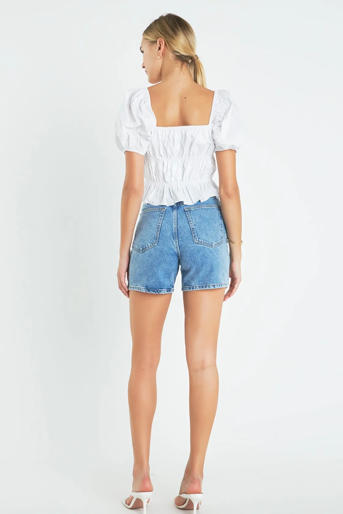 english_factory__tie_deta_1.webp ENGLISH FACTORY Tops*- Tie Detail Shirring Top with Short Sleeves
